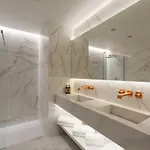 아파트 Azor
